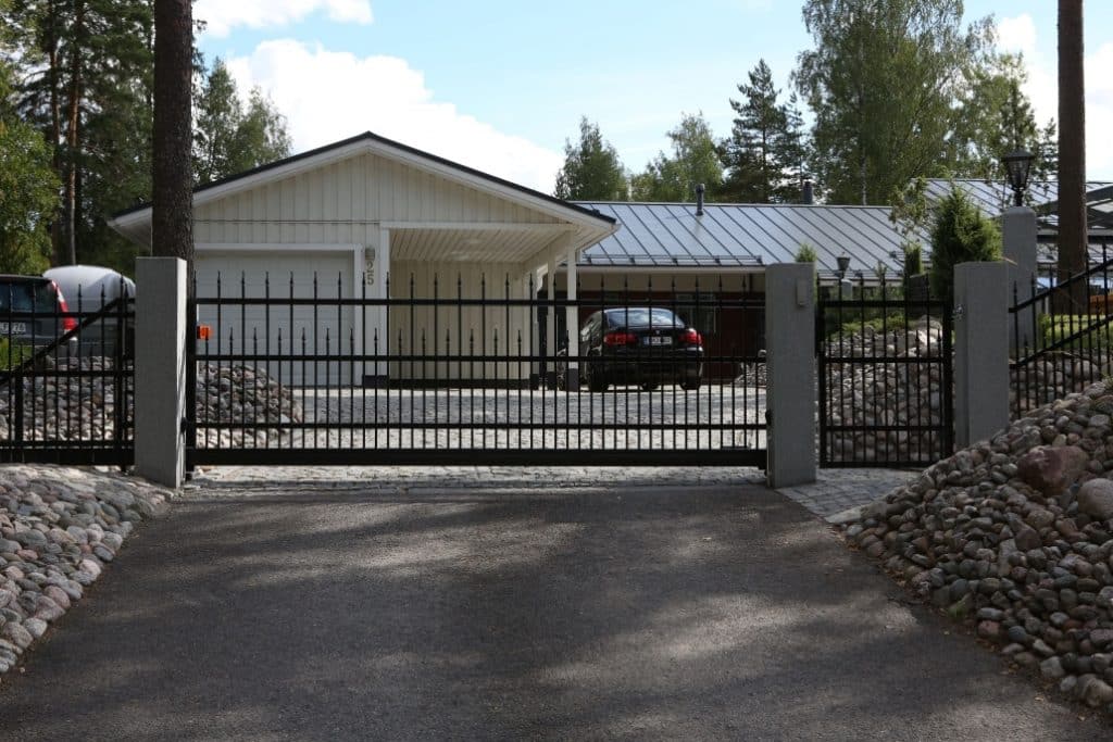 Liukuportti-kayntiportti-Lahti