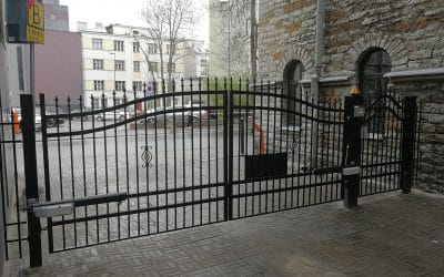 Tiibvaravad aiad varavaautomaatika paigaldus hooldus remont pult