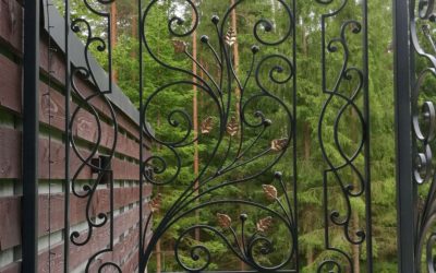 sepispaneeliga rõdupiire