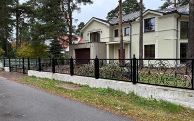 Metallaiad-sepisaiad 11 Metallaed. Metallist aiapostid ja väravad